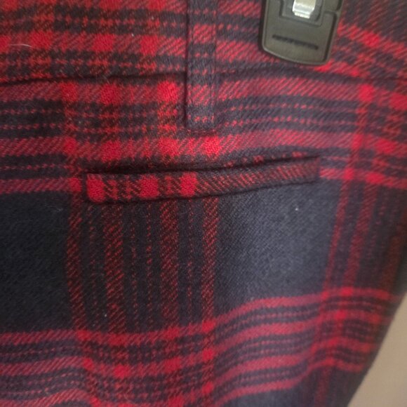 LL Bean wool blue and red blue tartan print career pants size 8P. - Picture 3 of 6